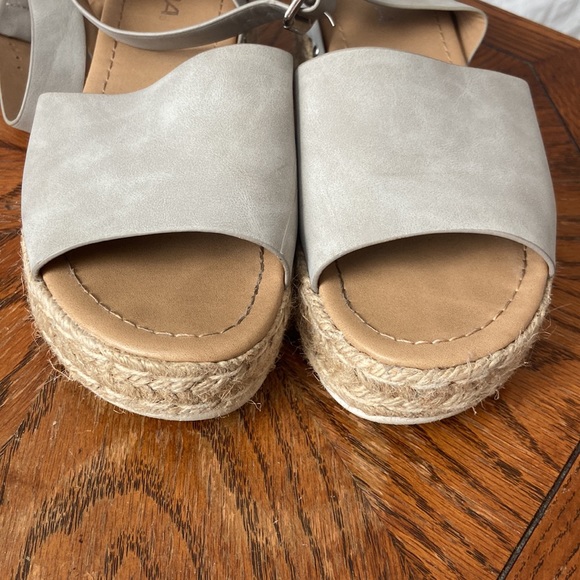 Chunky Platform Espadrille Sandals - Picture 4 of 5